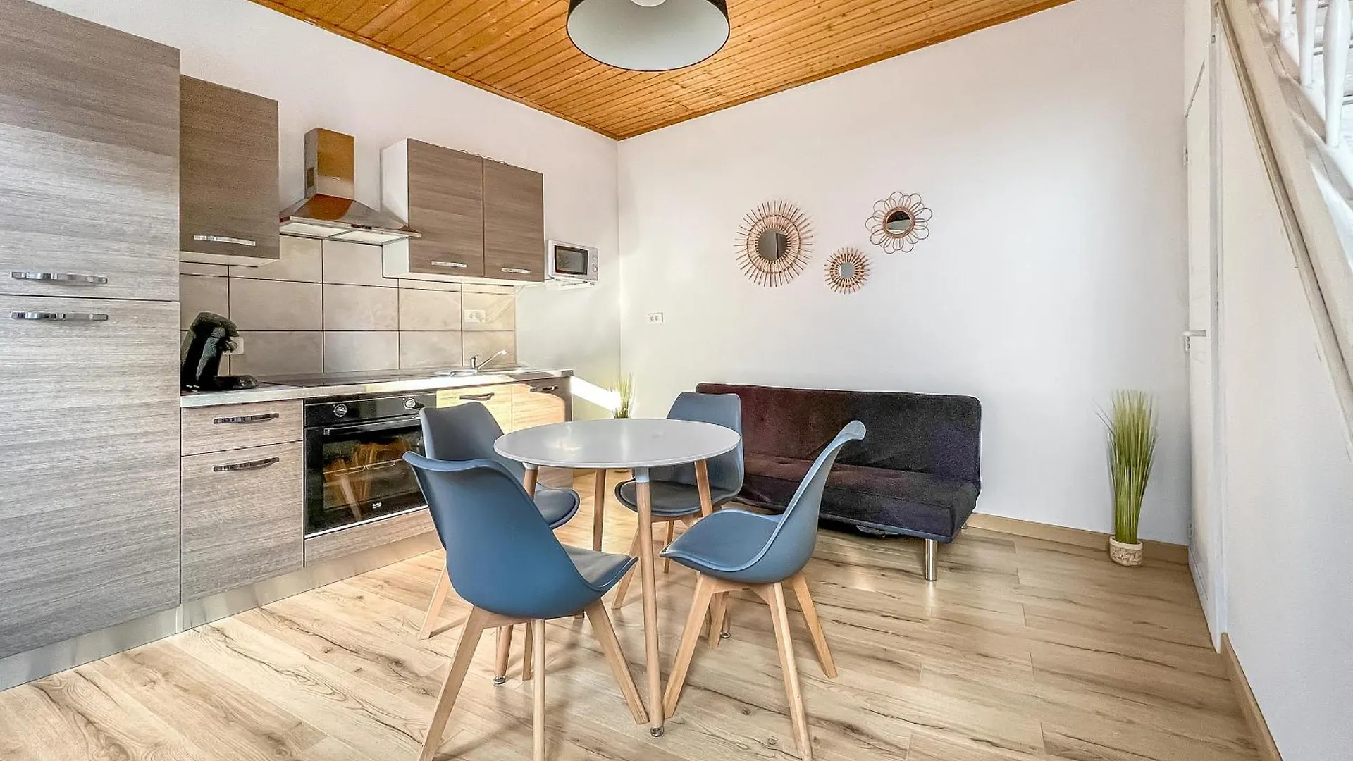 L'Eden Carolo - Netflix, Wi-Fi, 10Min Aeroport, Parking Gratuit Apartment Dampremy Belgium