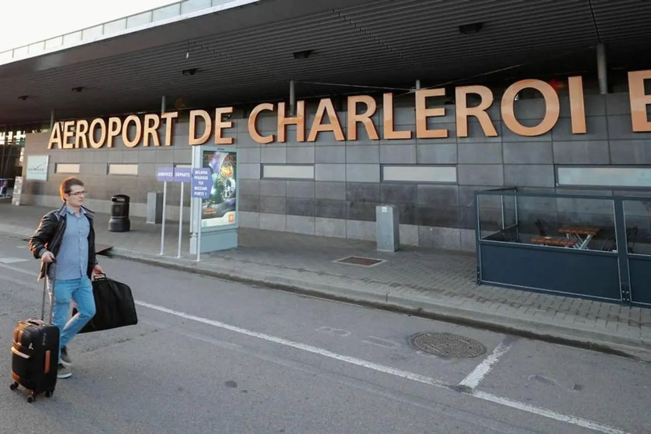 L'Eden Carolo - Netflix, Wi-Fi, 10Min Aeroport, Parking Gratuit Apartment Dampremy 0*,